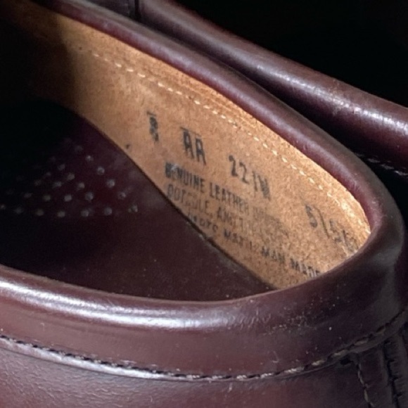 G.H.Bass Willa Flat Strap Weejuns Penny Loafer Brown Size 8AA Minimalist - Picture 11 of 12